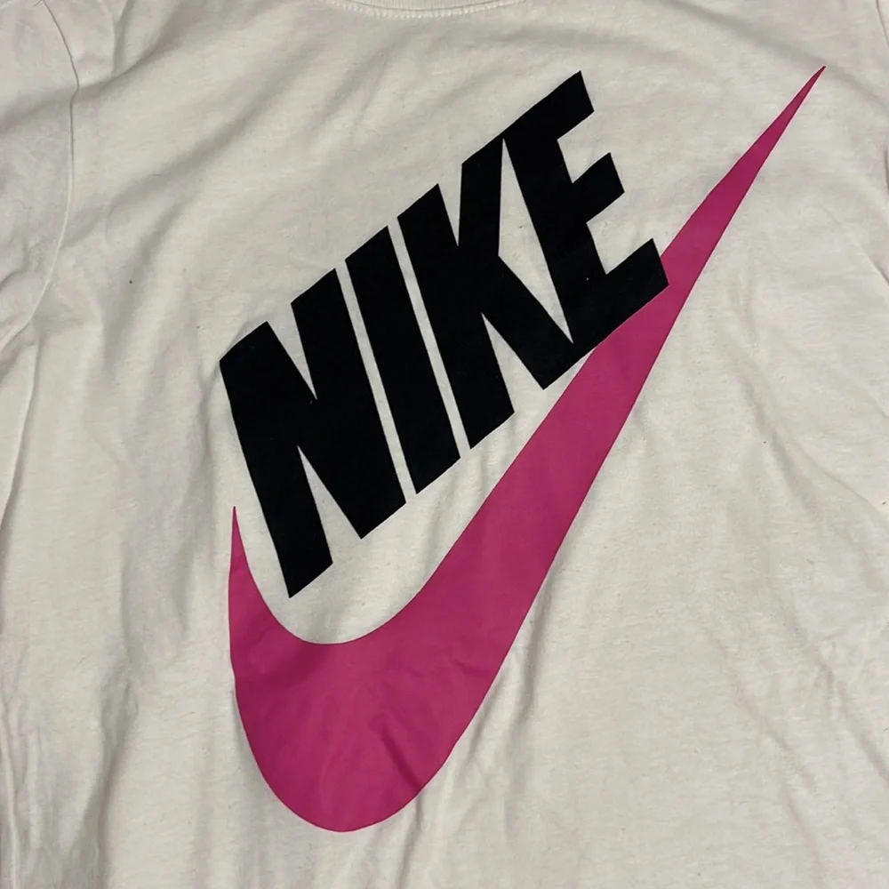 NIKE the nike Tee size XS‎